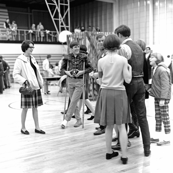 1966-1967-LanguageClubsCarnival-14.jpg