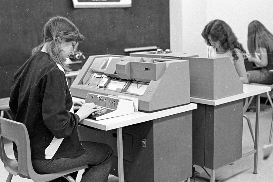 1977-1978-Curr-10.jpg