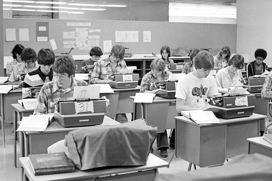 1977-1978-Curr-16.jpg