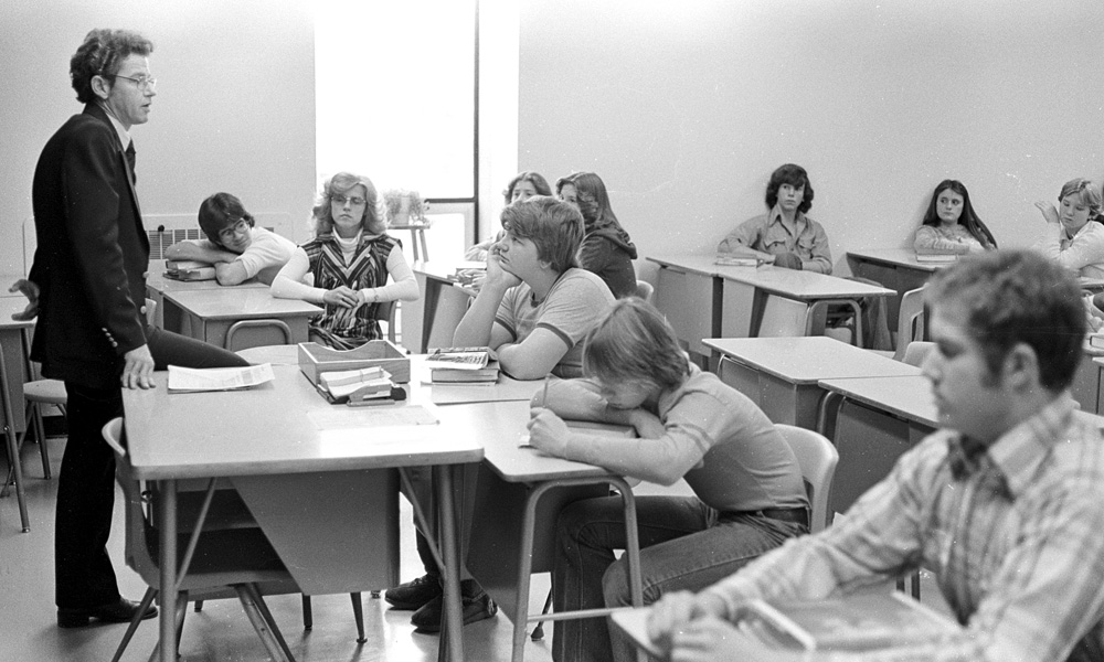 1977-1978-Curr-18.jpg