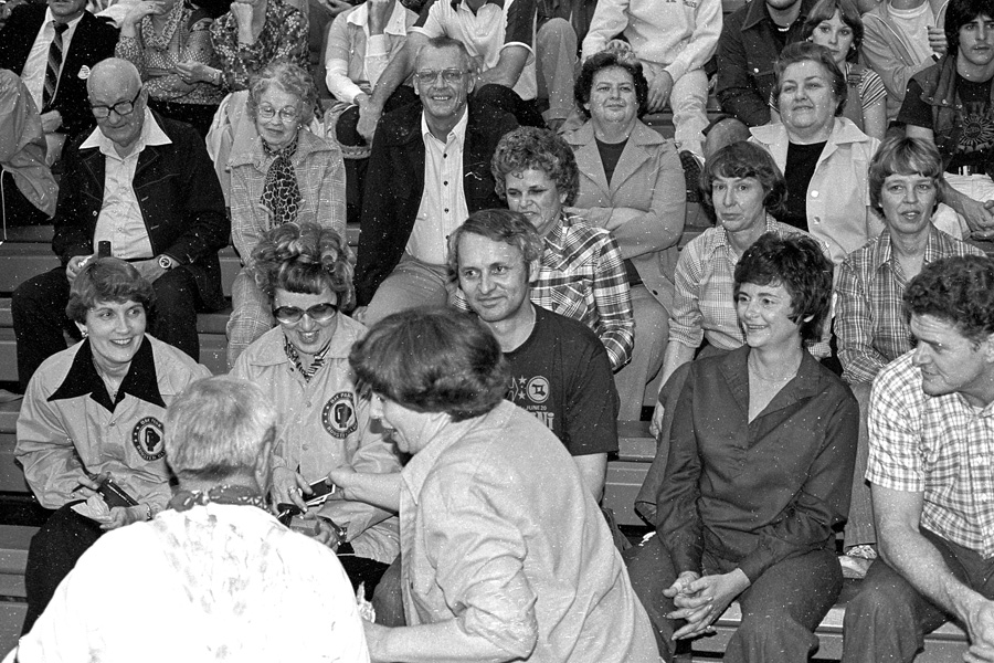 1977-1978-DonkeyBasketball-07.jpg