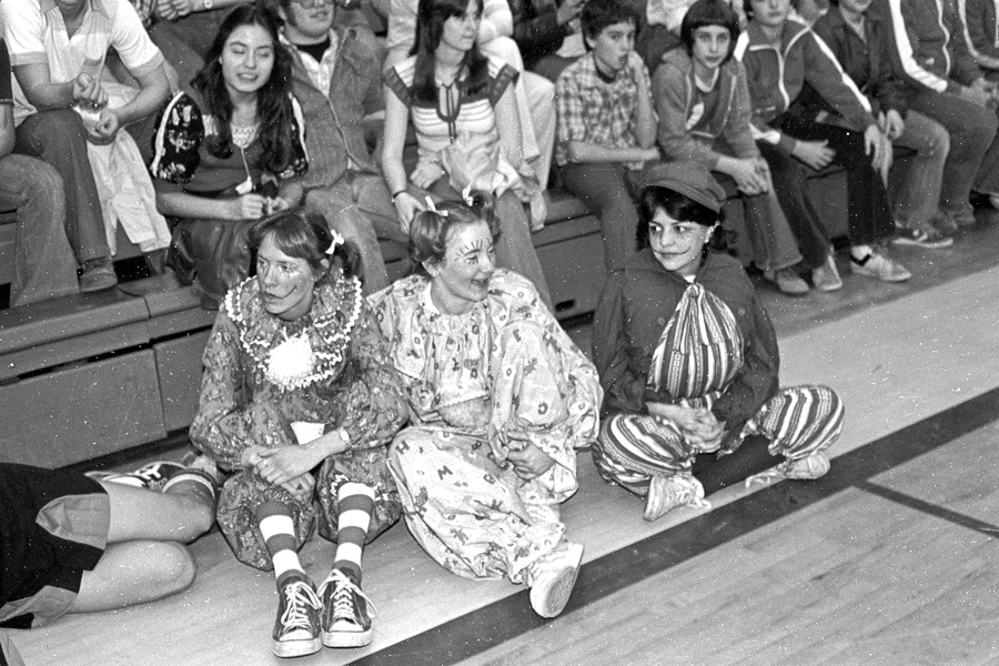 1977-1978-DonkeyBasketball-19.jpg