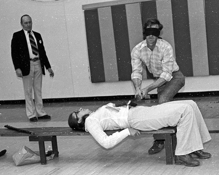 1977-1978-DonkeyBasketball-23.jpg
