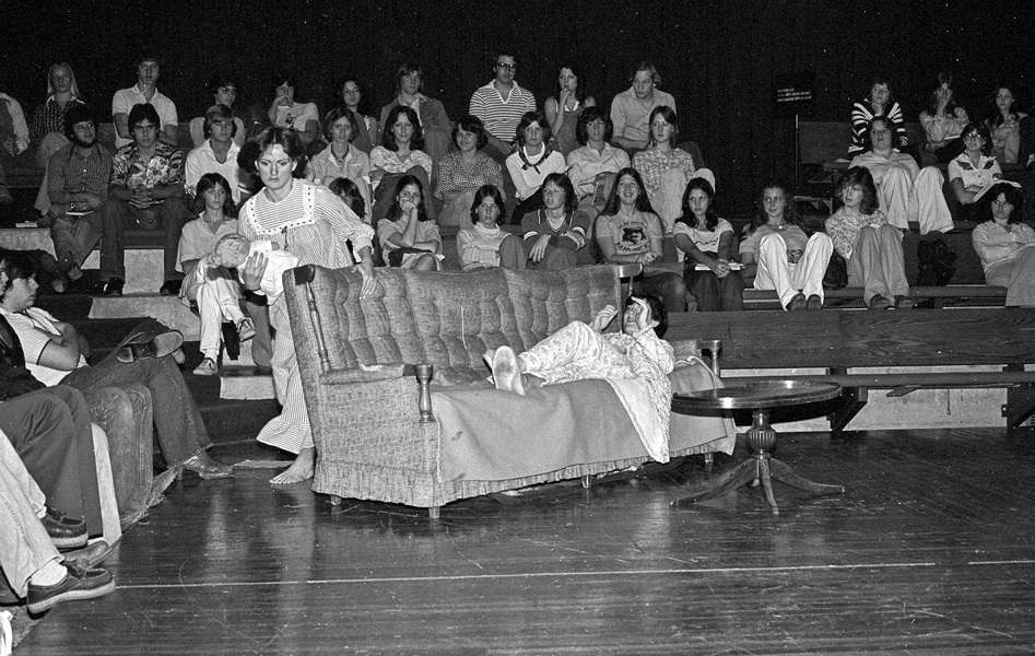 1977-1978-Drama-07.jpg