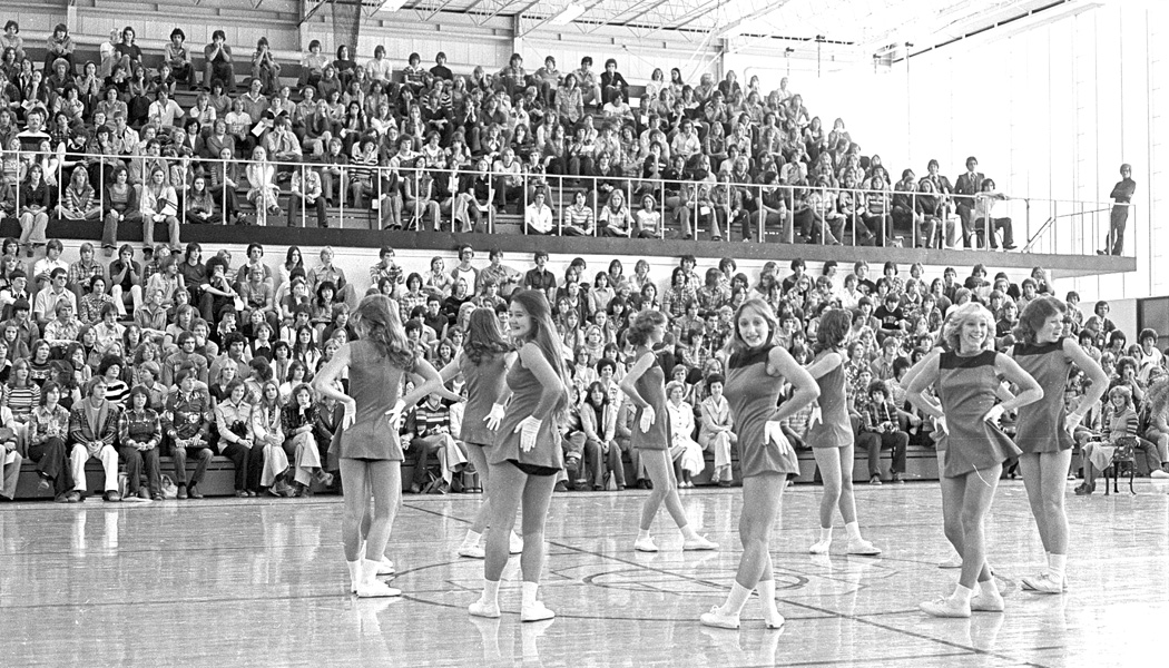 1977-1978-HomecomingAssembly-28.jpg