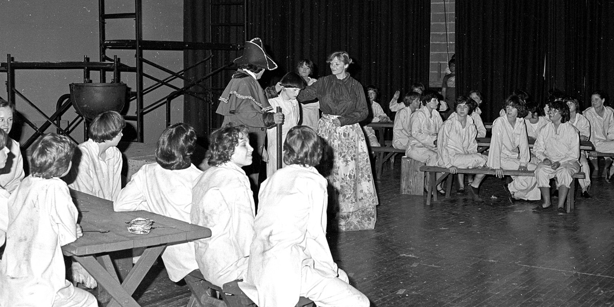 1977-1978-Oliver-03.jpg