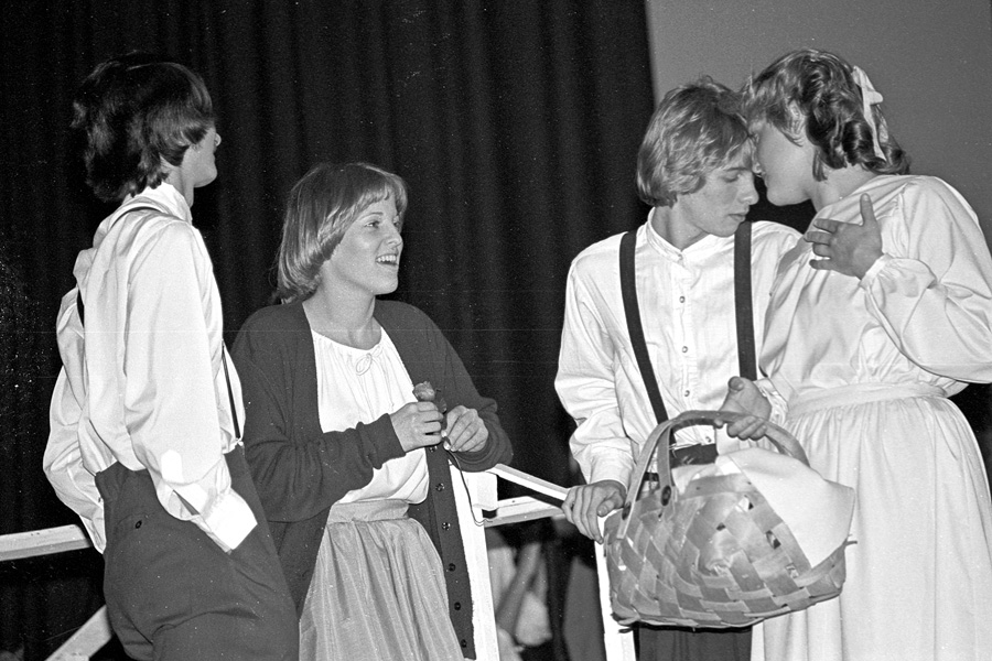 1977-1978-Oliver-13.jpg