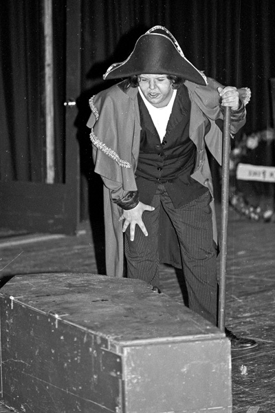 1977-1978-Oliver-17.jpg