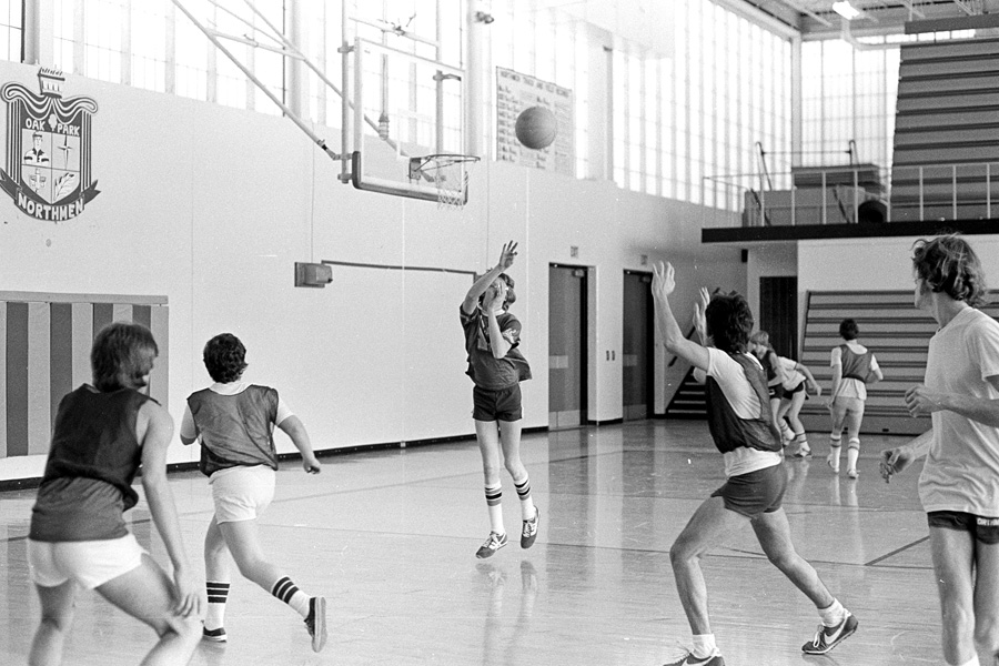 1977-1978-PhysEd-03.jpg