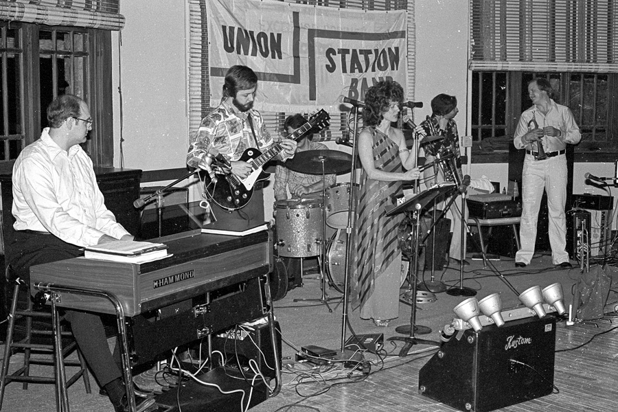 1977-1978-Prom-08.jpg