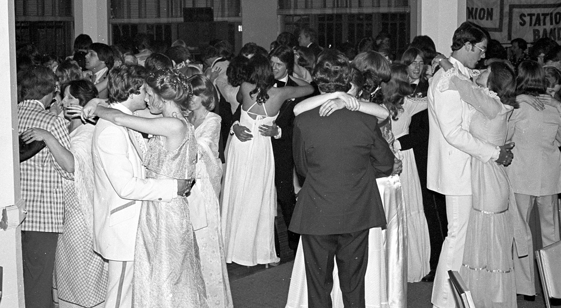 1977-1978-Prom-33.jpg