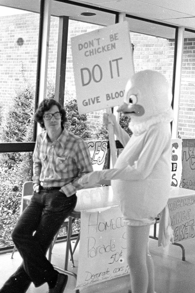 1977-1978-Stuco-BloodDrive-03.jpg