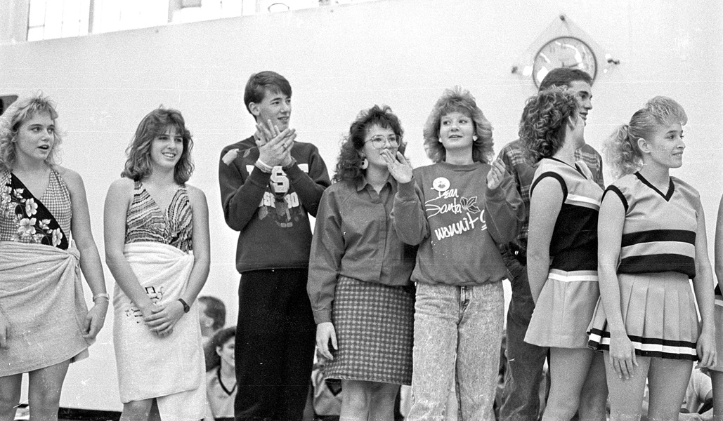 1987-1988-ChristmasAssembly-02.jpg