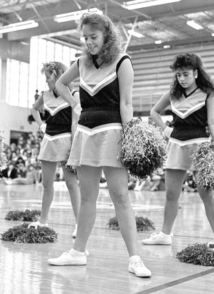 1987-1988-ChristmasAssembly-06.jpg