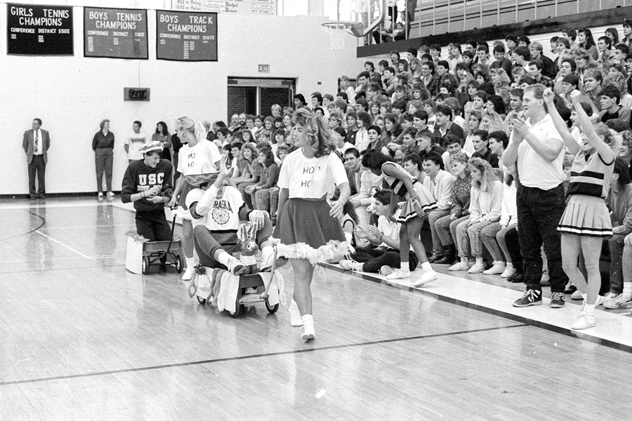 1987-1988-ChristmasAssembly-17.jpg