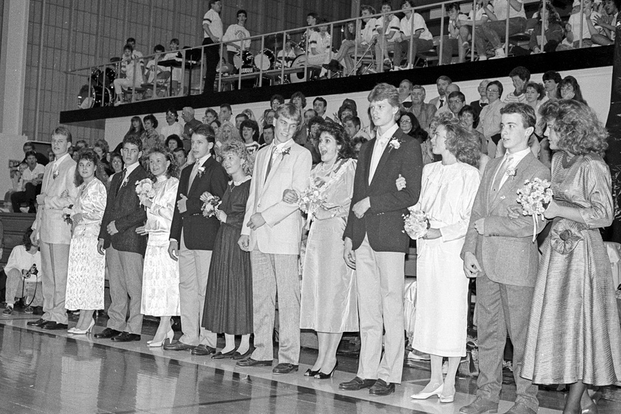 1987-1988-CourtwarmingQueen-09.jpg