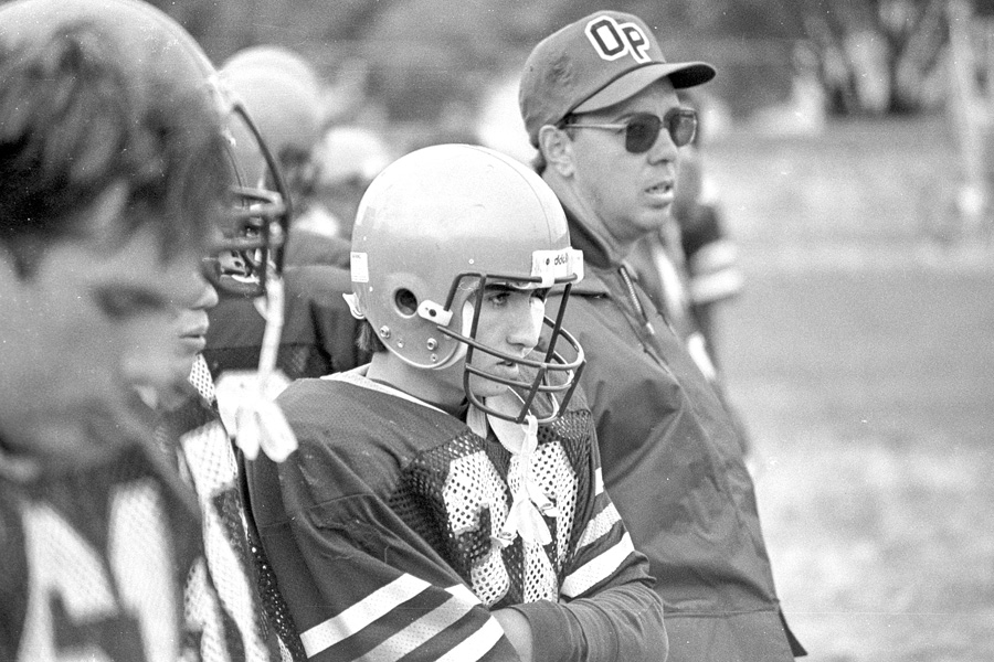 1987-1988-Football-30.jpg