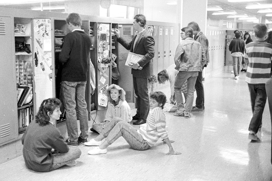 1987-1988-NewLockers-02.jpg