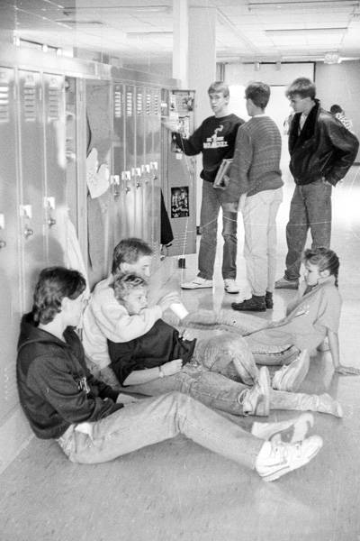 1987-1988-NewLockers-05.jpg