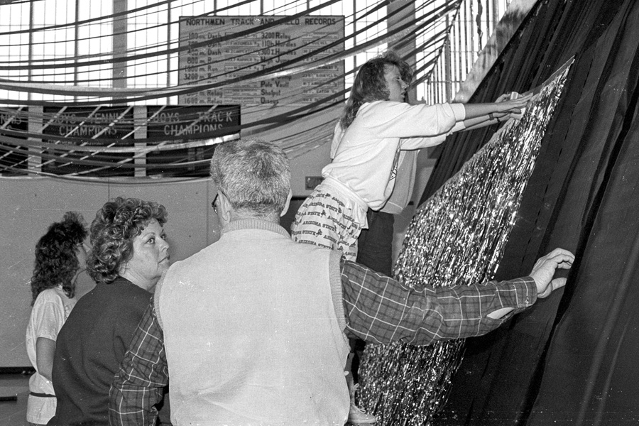 1987-1988-PromSetup-05.jpg