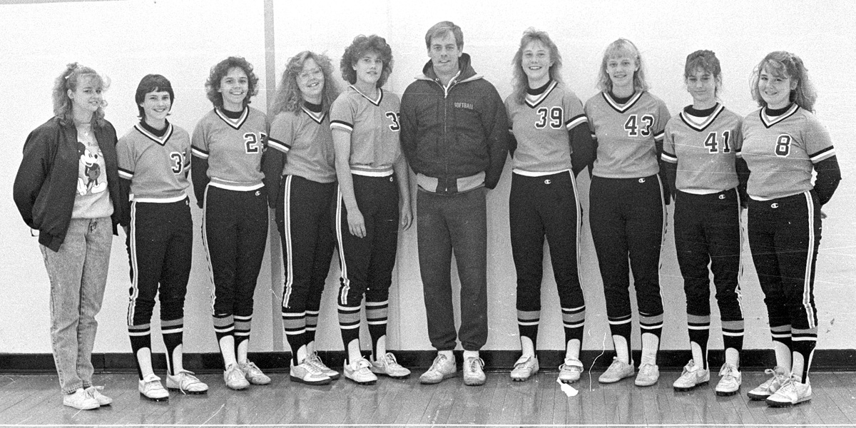 1987-1988-Softball-03.jpg