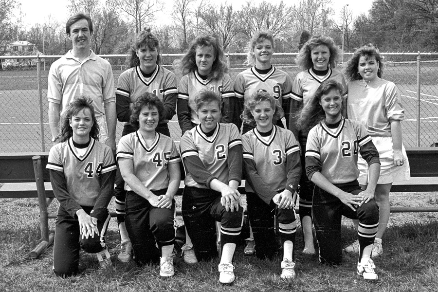 1987-1988-Softball-05.jpg