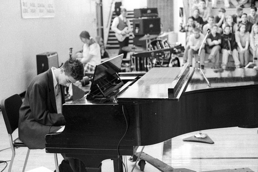 1996-1997-VarietyShow-10.jpg