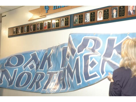 2005-2006-AlumniHallOfFame-14.jpg